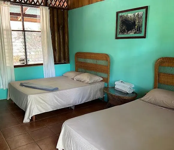 Pueblo Antiguo Hot Springs * Sierra (Guanacaste)