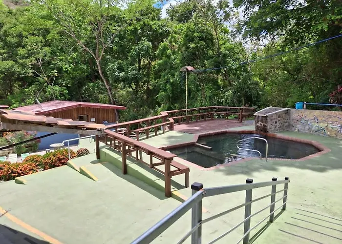 Pueblo Antiguo Hot Springs Inn *